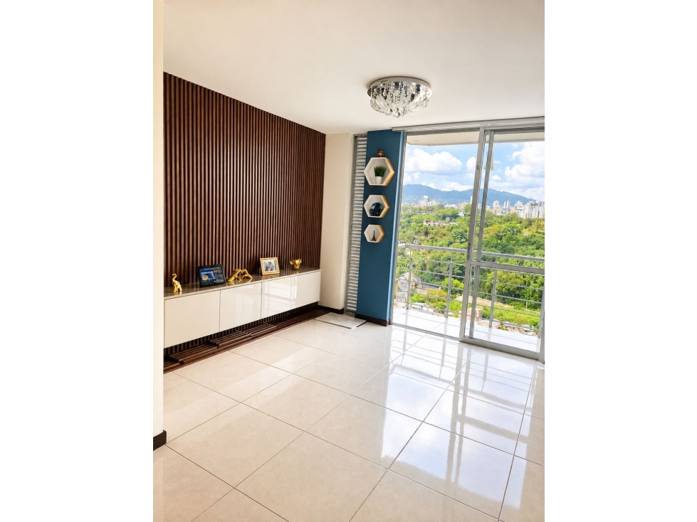 Apartamento en venta 4to piso.