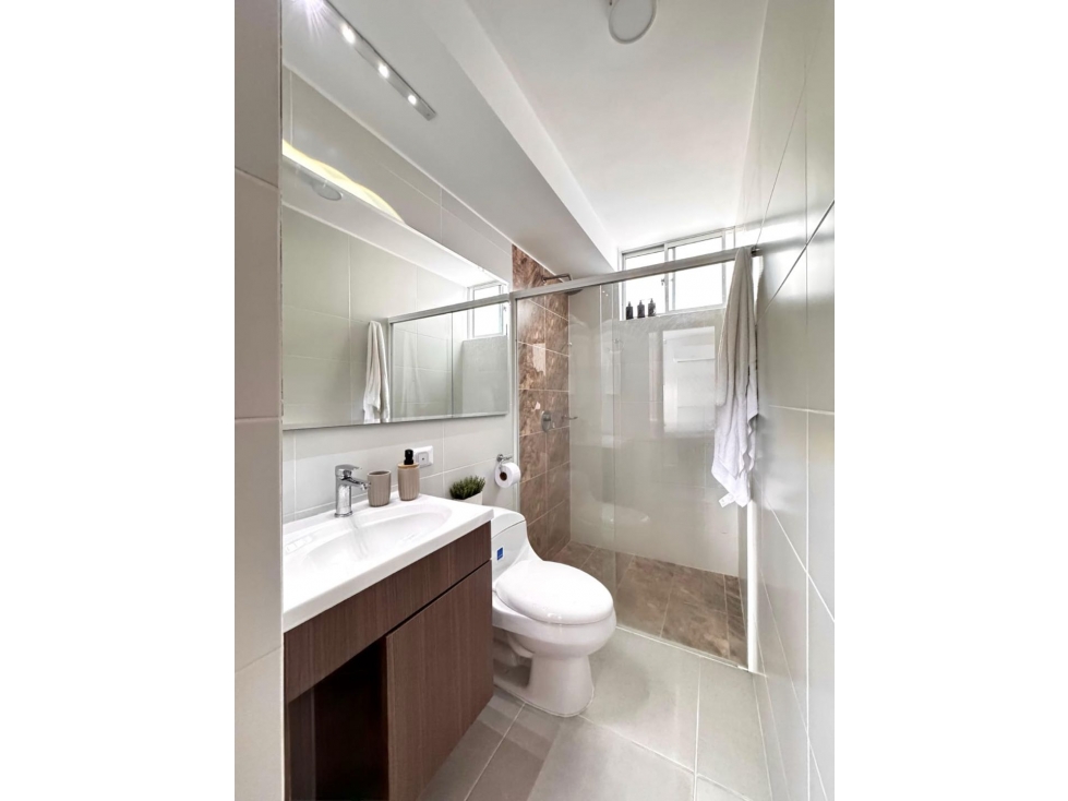 APARTAMENTO EN VENTA ABADIAS CONFOMINIO FLORIDABLANCA MONSERRAT — foto 2