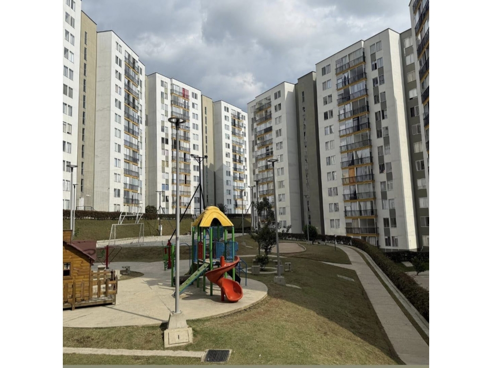 APARTAMENTO EN VENTA ACQUA HILLS DOSQUEBRADAS — foto 2