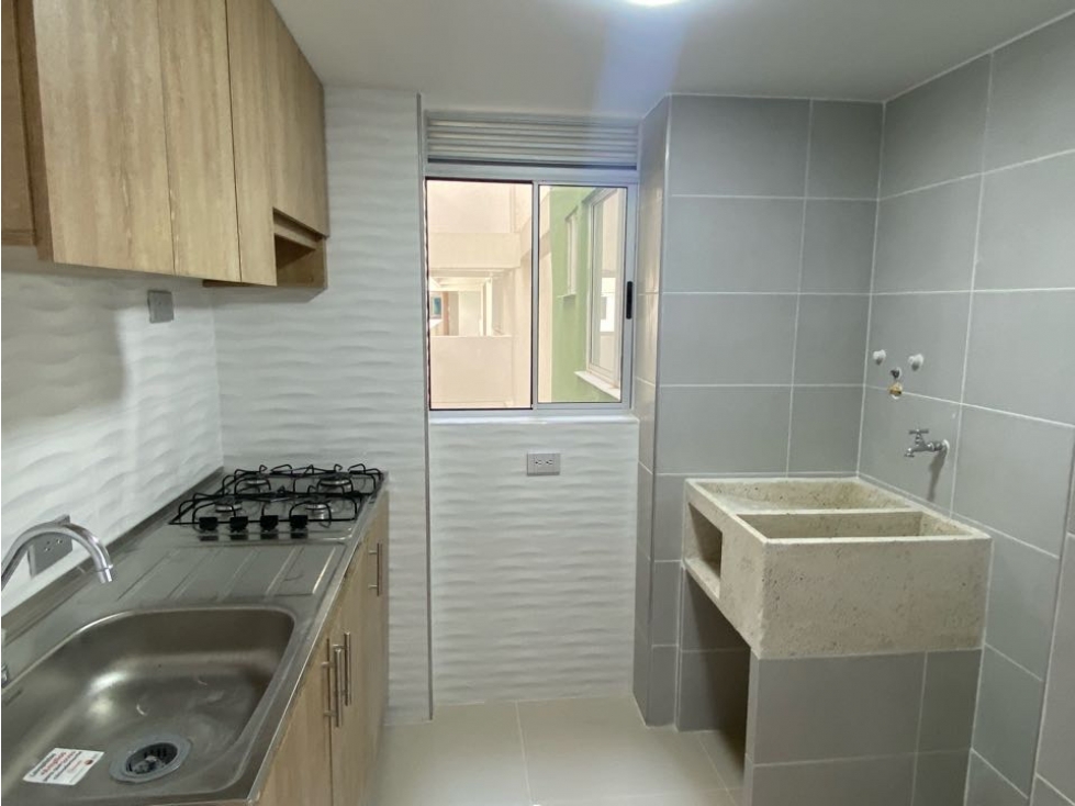 APARTAMENTO EN ALQUILER AL SUR CALI MELENDEZ CR TORRE GOLF — foto 4