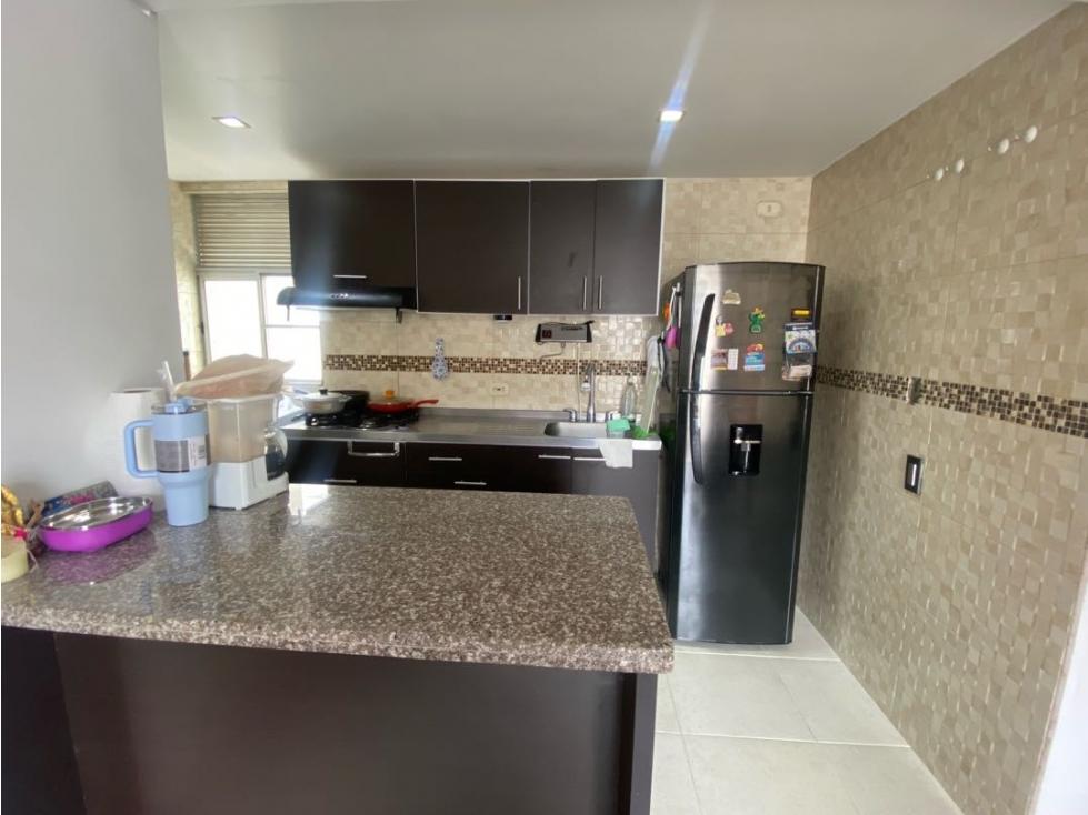 APARTAMENTO EN VENTA AL SUR CALI VALLE DEL LILI CR MIRADOR DE ALAMEDA — foto 2