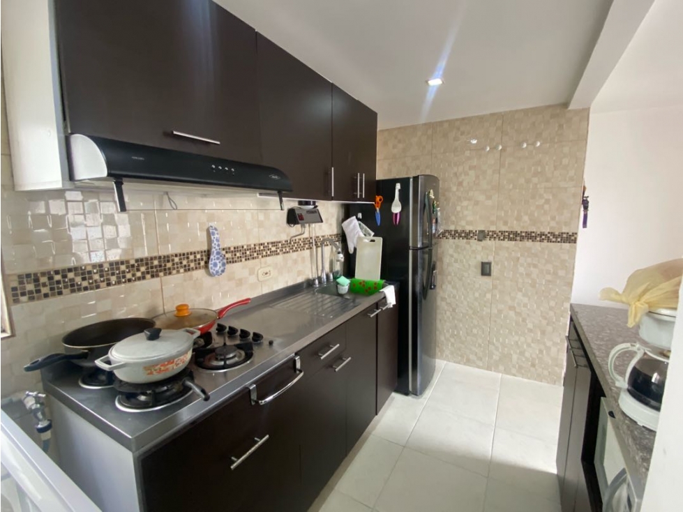 APARTAMENTO EN VENTA AL SUR CALI VALLE DEL LILI CR MIRADOR DE ALAMEDA — foto 4