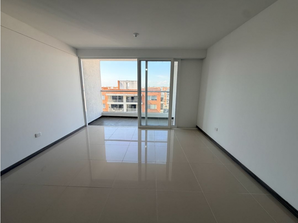 APARTAMENTO EN VENTA AL SUR DE CALI VALLE DEL LILI CR BAIKAL — foto 2