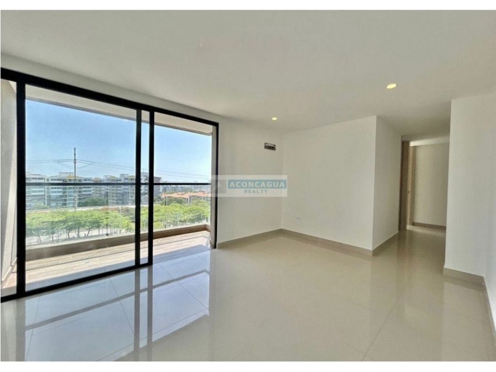 Apartamento en venta altos de Riomar