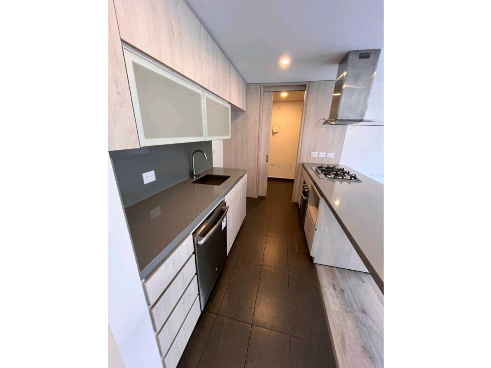 APARTAMENTO EN VENTA ALTOS DEL POBLADO (T) — foto 5