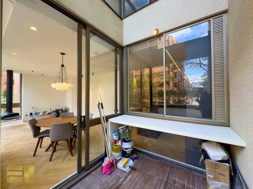 Apartamento en venta, Bogotá, El Chicó con terraza