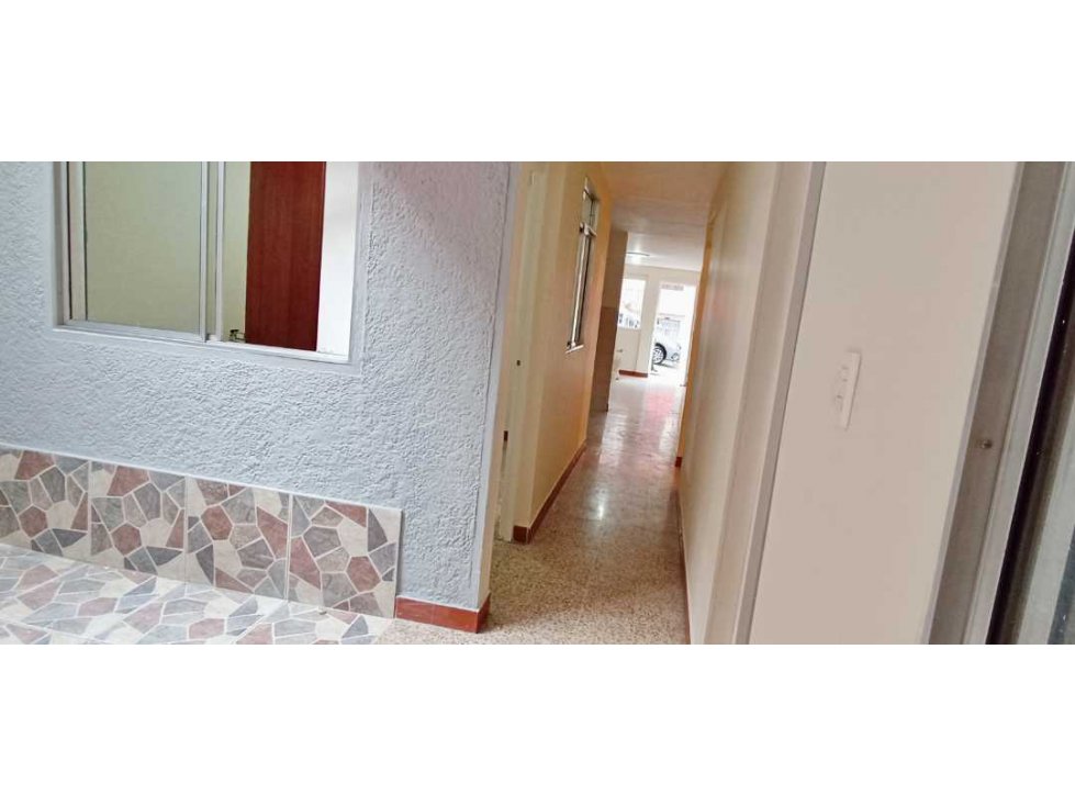 Apartamento en venta Buenos Aires Medellín — foto 2