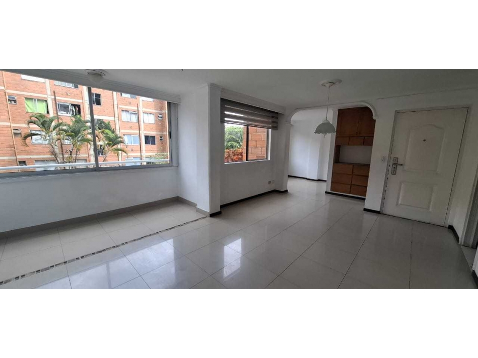 APARTAMENTO EN VENTA, CALASANZ PARTE BAJA.