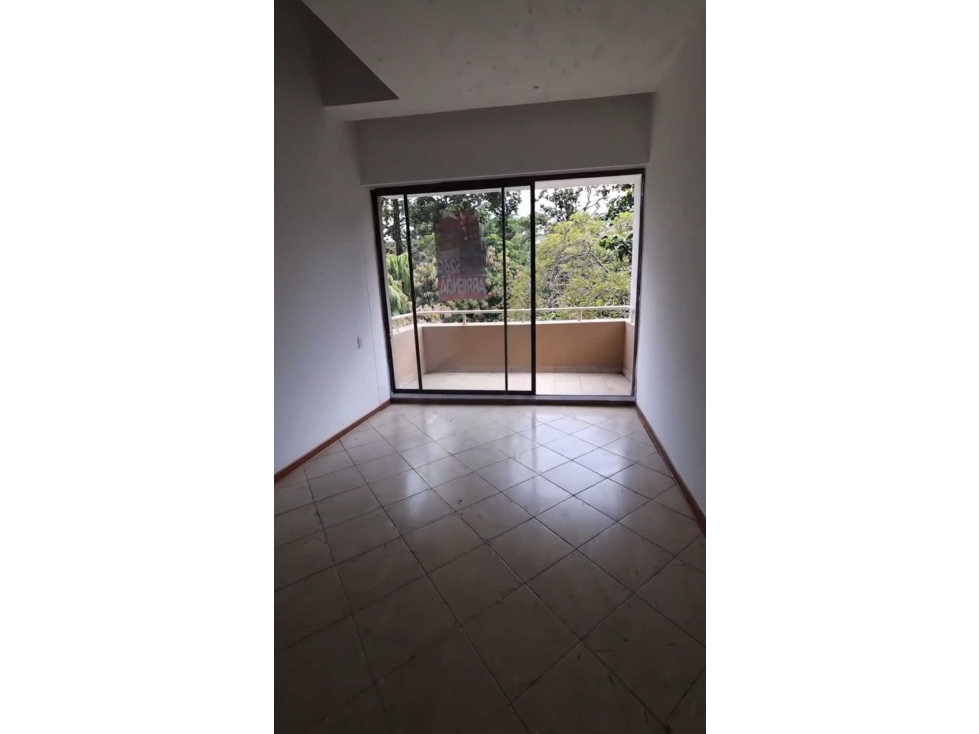 APARTAMENTO EN VENTA CALASANZ PARTE BAJA — foto 2