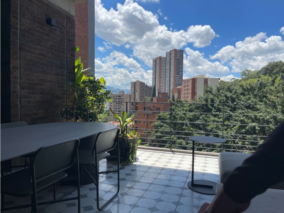 APARTAMENTO EN VENTA CASTROPOL EL POBLADO — foto 3