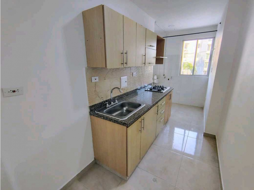 APARTAMENTO EN VENTA CERCA A CLINICA DE LOS MAESTROS — foto 3