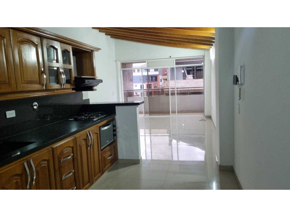 Apartamento en venta cerca a parque de Itagui piso 5