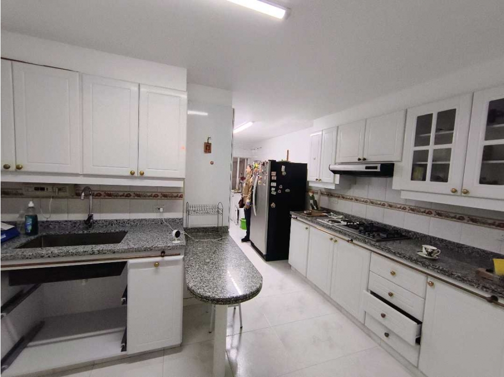 Apartamento en venta cerca a Unicentro con terraza — foto 6