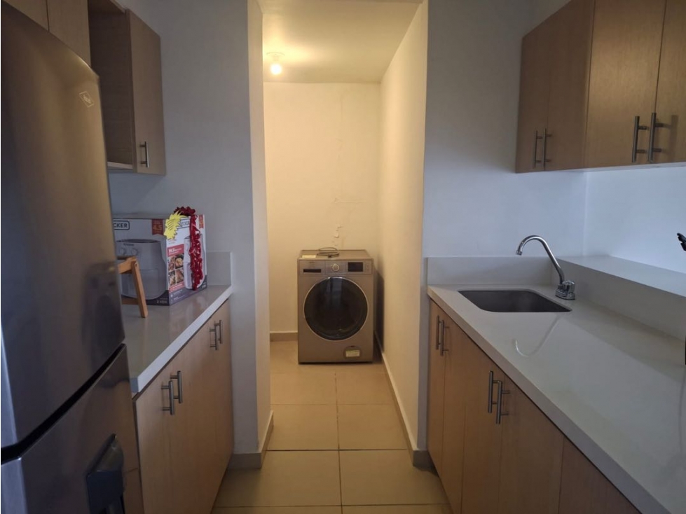 APARTAMENTO EN VENTA CALASANZ PARA REMODELAR CON PARQUEADERO Y UTIL — foto 5