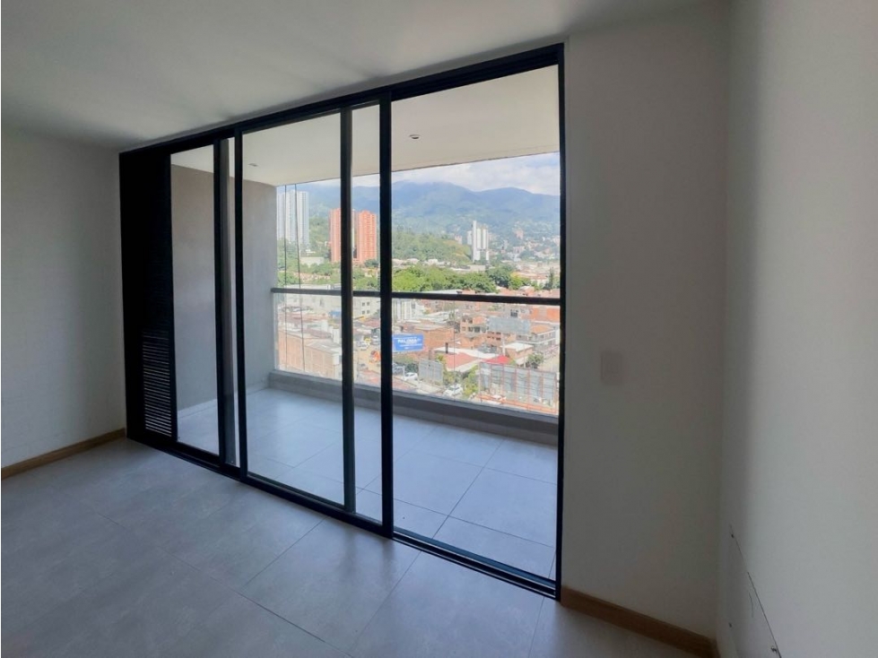 Apartamento en Venta| Cesión| Sabaneta| Zona Plana| vista garantizada — foto 2