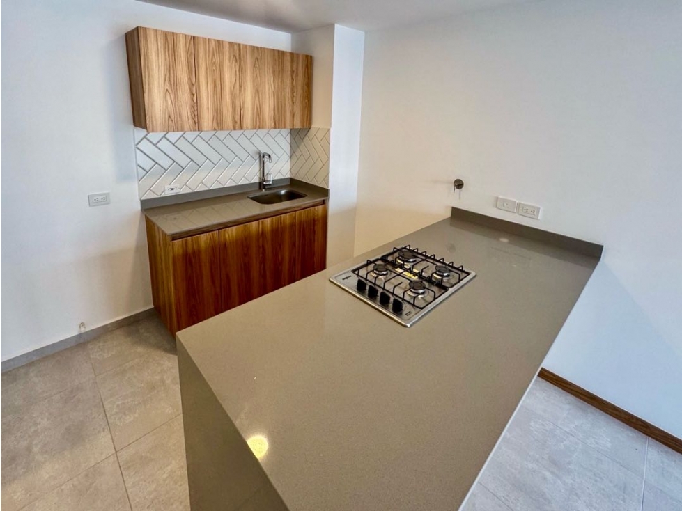 Apartamento en Venta| Cesión| Sabaneta| Zona Plana| vista garantizada — foto 5