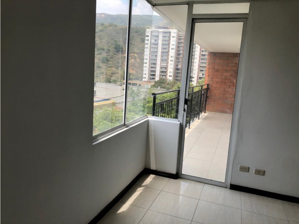 APARTAMENTO EN VENTA CHIPICHAPE — foto 3