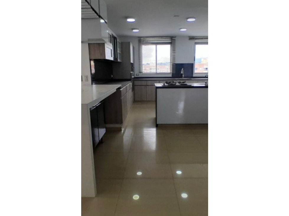 APARTAMENTO EN VENTA CIUDAD JARDIN — foto 2