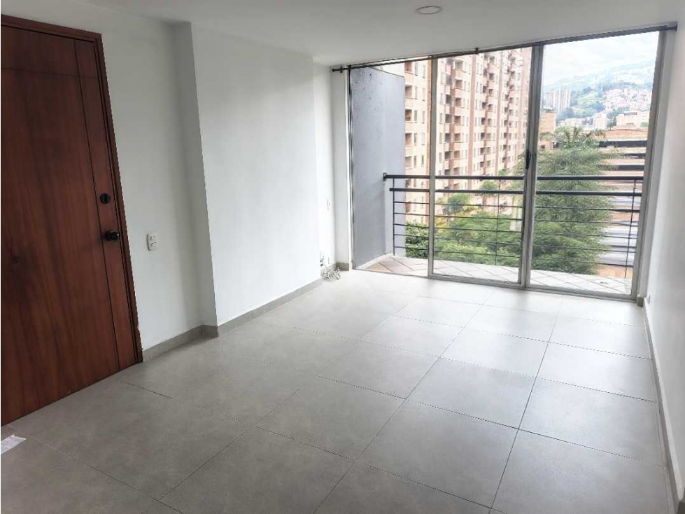 APARTAMENTO EN VENTA COLORES (N) — foto 3