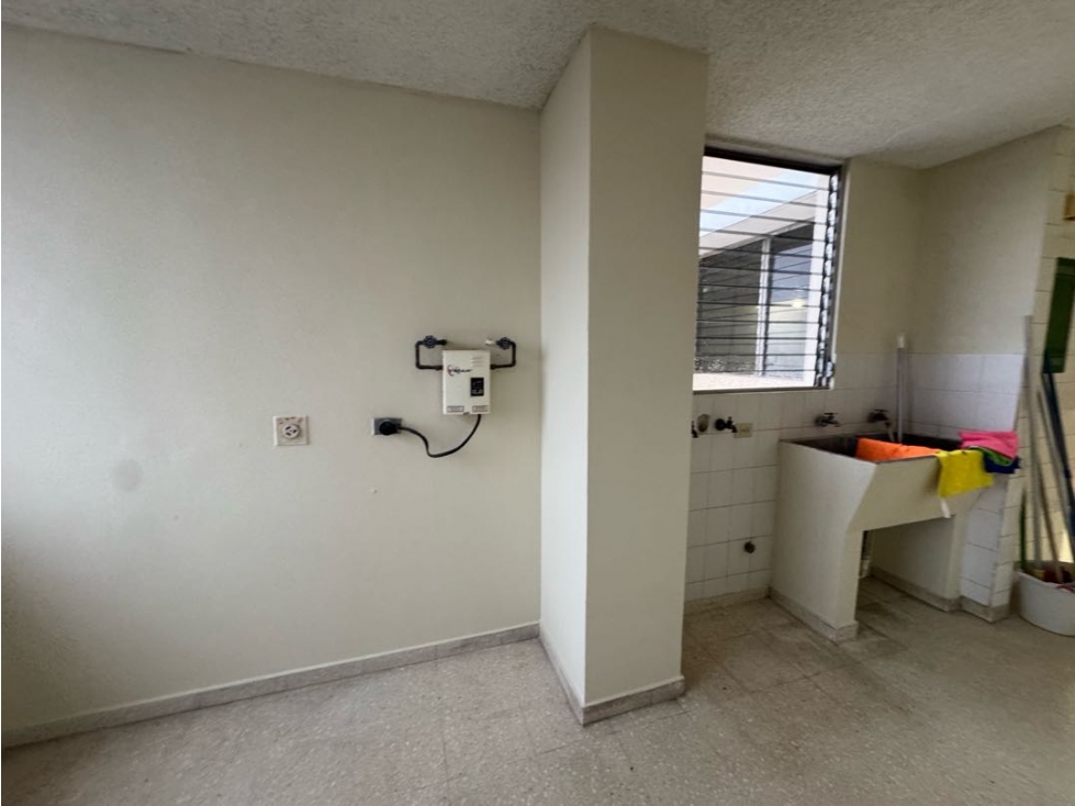 Apartamento amplio en venta con 2 Parking | Monaco, Obarrio — foto 4