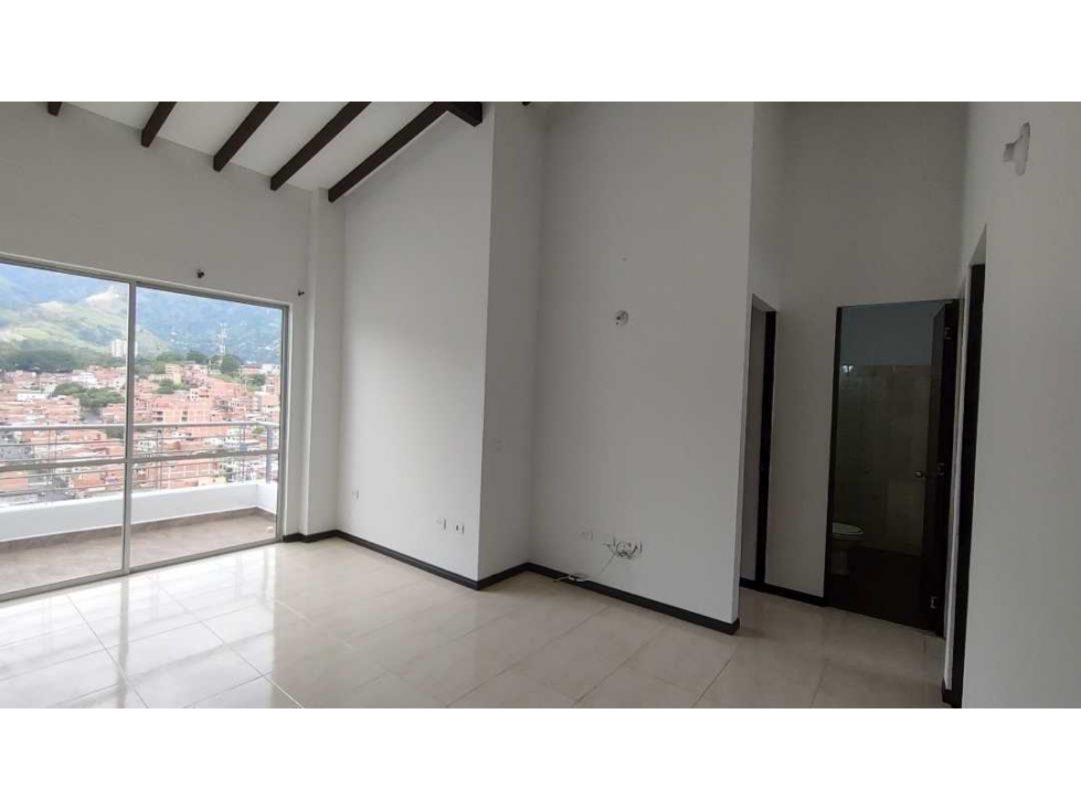 APARTAMENTO EN VENTA EN EL PARQUE DE BELLO, PISO 21