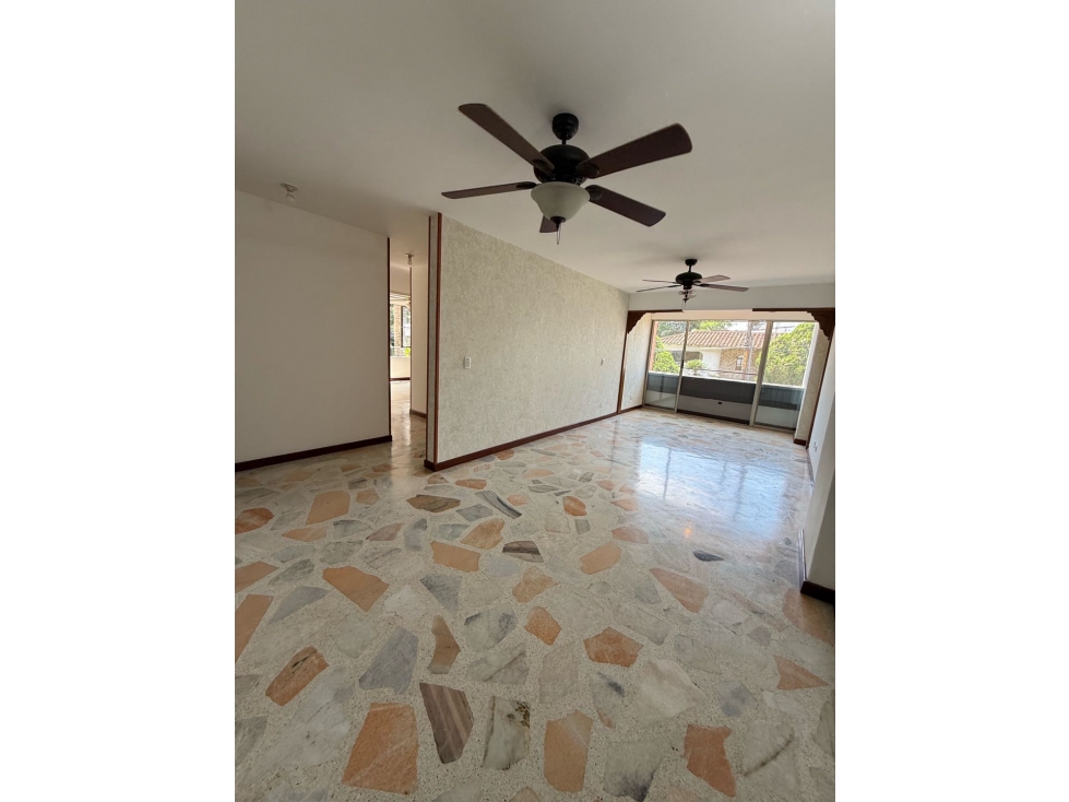 APARTAMENTO EN VENTA CON EXCELENTE UBICACION EN EL SECTOR DEL INGENIO — foto 2