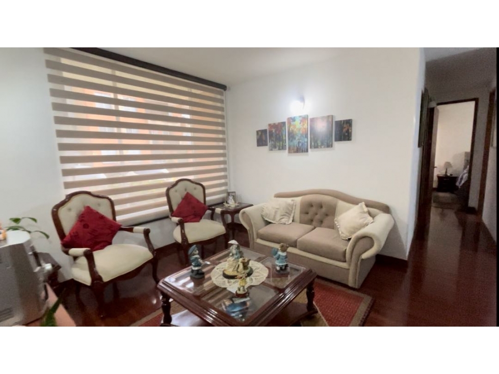 Apartamento en venta con patio, club house