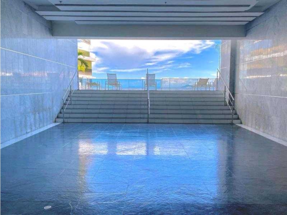 APARTAMENTO EN VENTA CON VISTA AL MAR EN AV. BALBOA — foto 3
