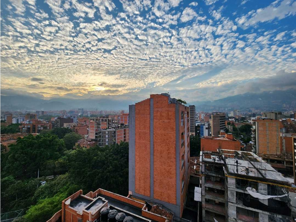Apartamento en Venta Conquistadores con Piscina Medellín — foto 2