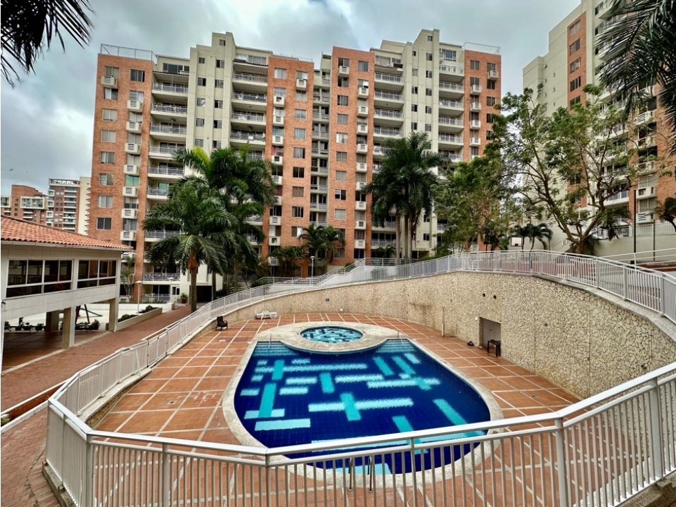 APARTAMENTO EN VENTA DE 3 HABITACIONES EN MIRAMAR