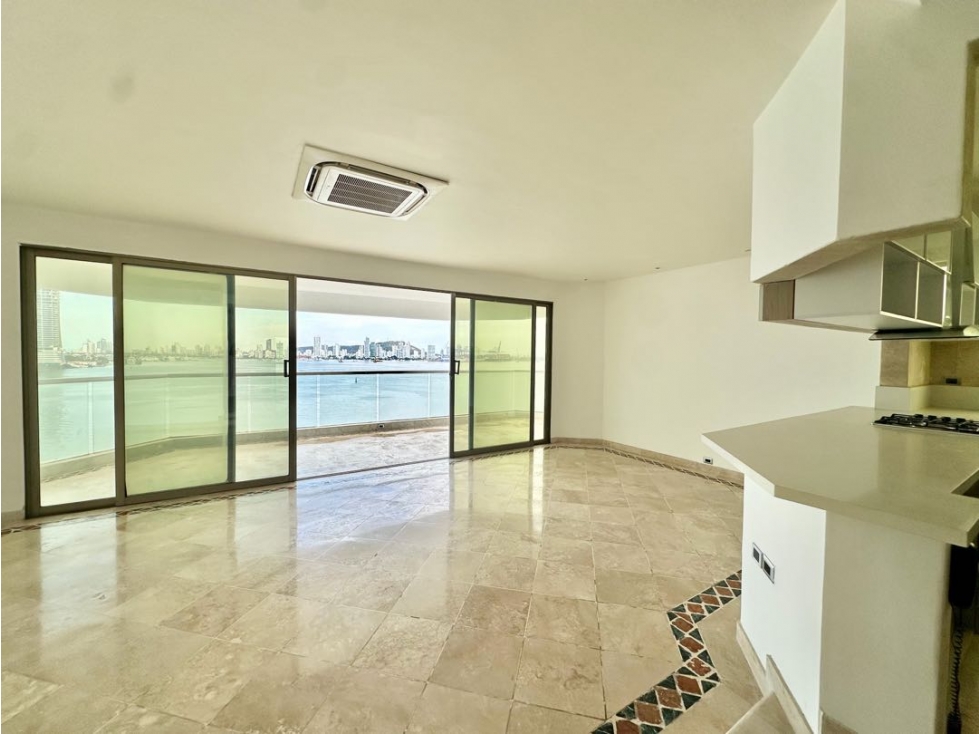 Apartamento en venta de 3 habitaciones castillogrande