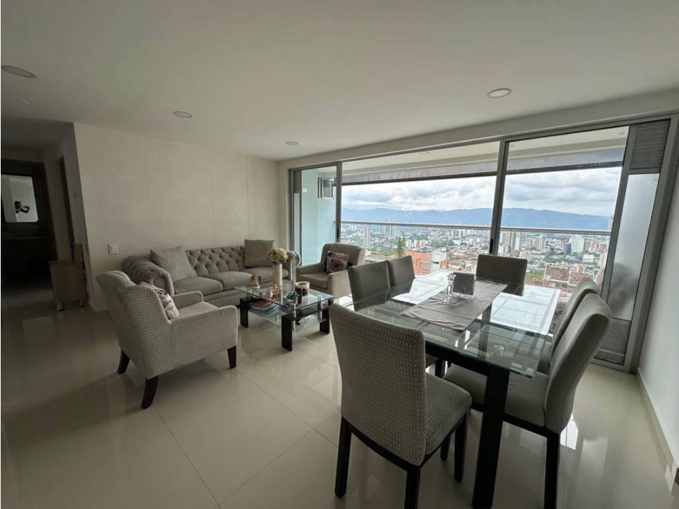 APARTAMENTO EN VENTA EDIF. NEVADO TOWER - PAN DE AZUCAR