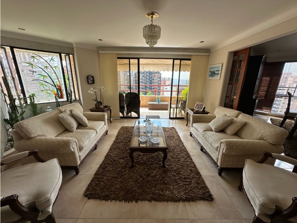 APARTAMENTO EN VENTA EDIF. OLYMPUS - CABECERA