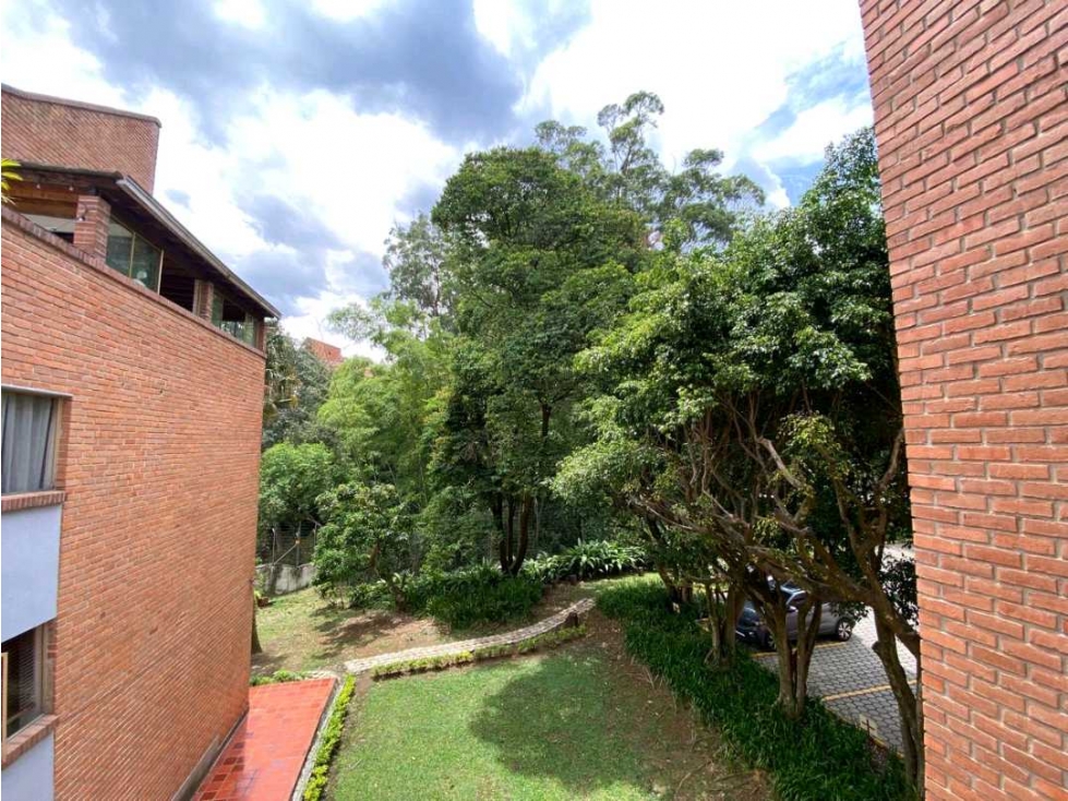Apartamento en venta , el Poblado sector los parra,a dos pasos de todo — foto 5