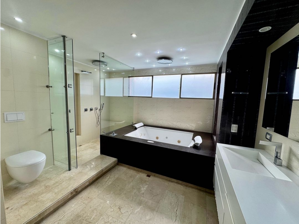 Apartamento en venta El Poblado parte alta — foto 4