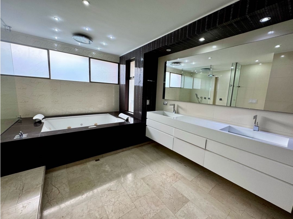 Apartamento en venta El Poblado parte alta — foto 5