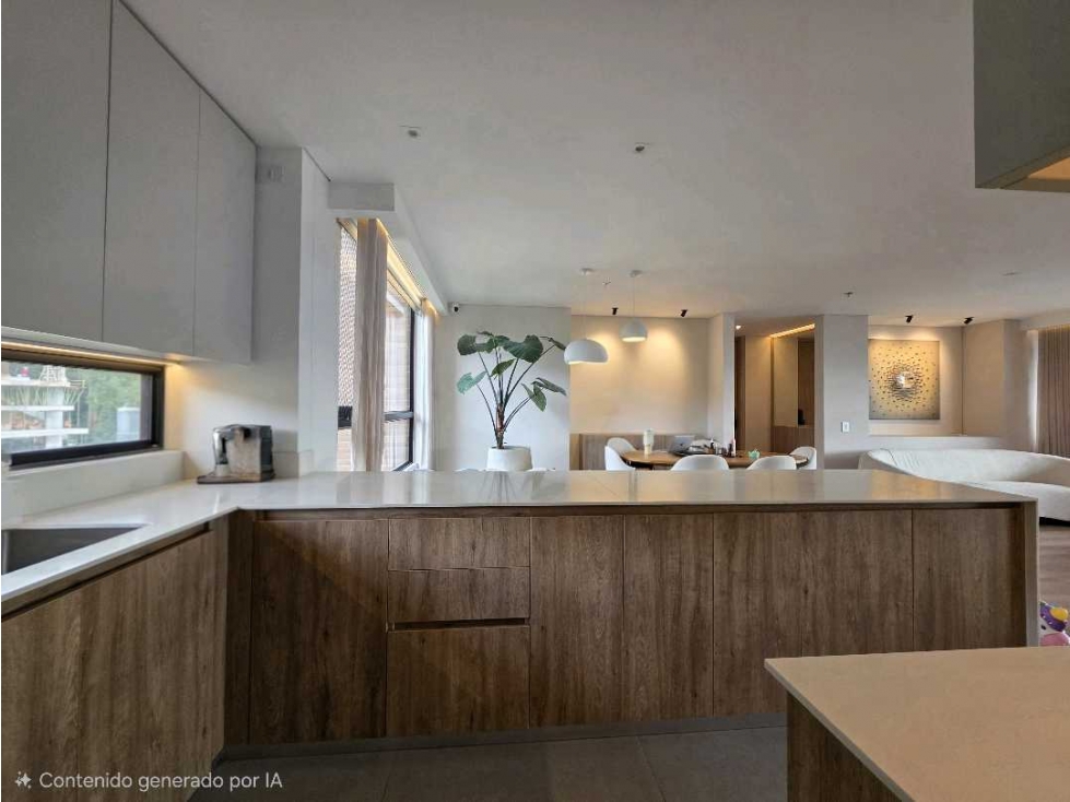 Apartamento en venta, El Poblado, parte alta, vista hermosa — foto 4