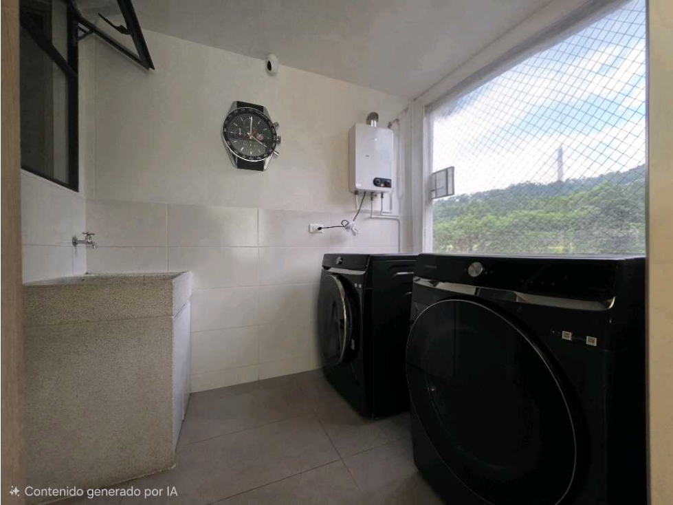Apartamento en venta, El Poblado, parte alta, vista hermosa — foto 5