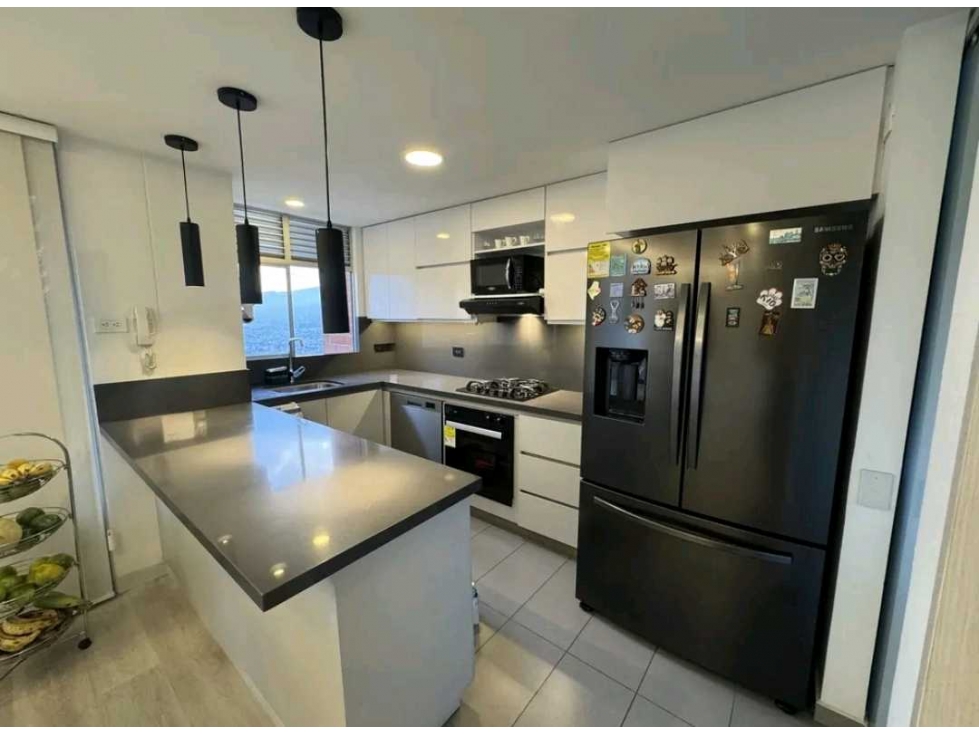 APARTAMENTO EN VENTA EL POBLADO SECTOR LAS PALMAS (T) — foto 4