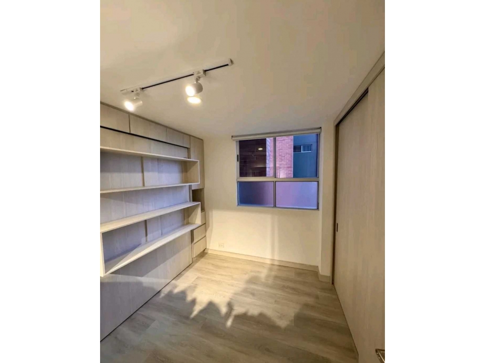 APARTAMENTO EN VENTA EL POBLADO SECTOR LAS PALMAS (T) — foto 6