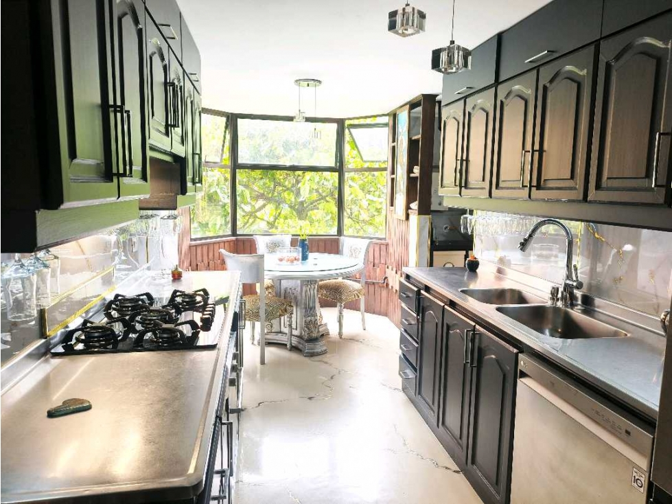 APARTAMENTO EN VENTA EL POBLADO SECTOR PATIO BONITO (T) — foto 6