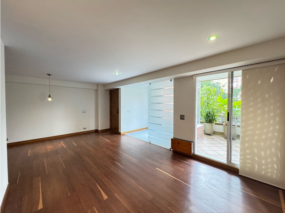 Apartamento en venta El Poblado sector la Frontera parte baja — foto 4