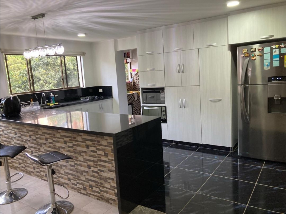 Apartamento en venta el poblado los Parra — foto 2