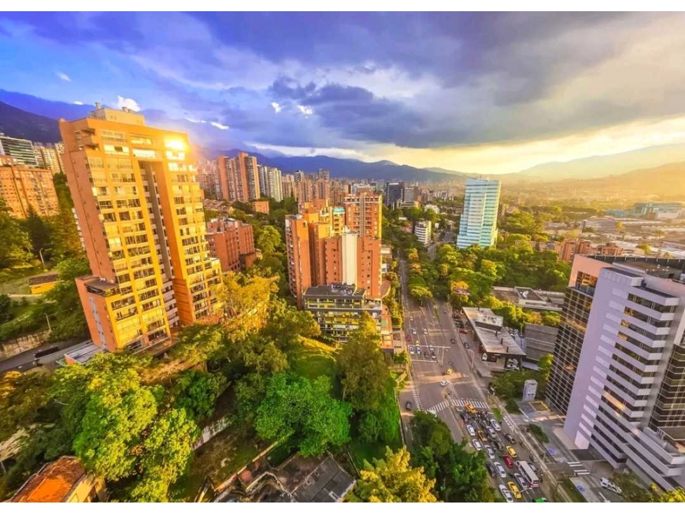 APARTAMENTO EN VENTA EL POBLADO SECTOR CASTROPOL (T) — foto 2