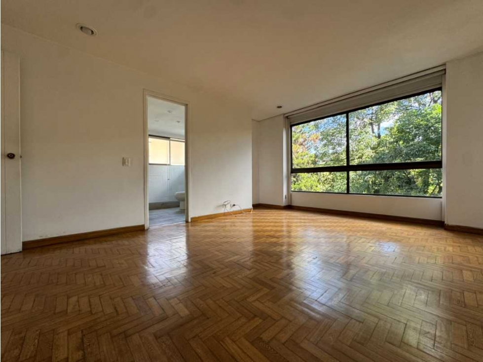 APARTAMENTO EN VENTA EN EL POBLADO MILLA DE ORO — foto 4