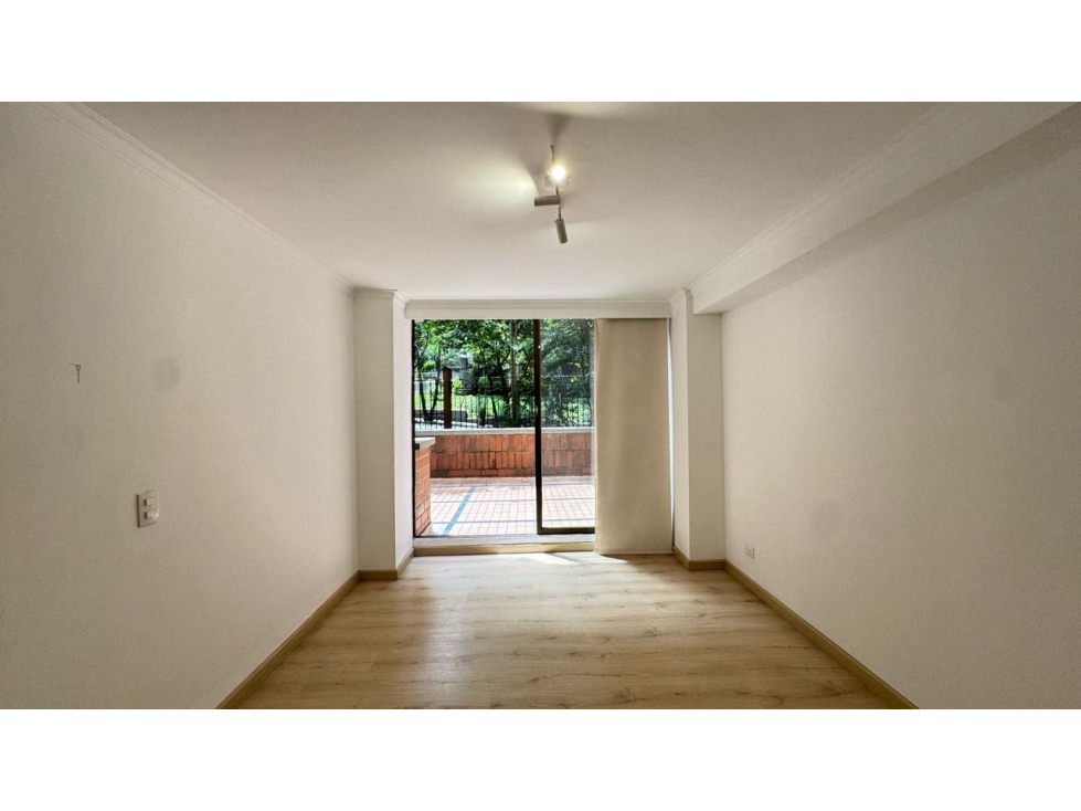 Apartamento en venta El Poblado Santamaria de los Ángeles con terraza — foto 4