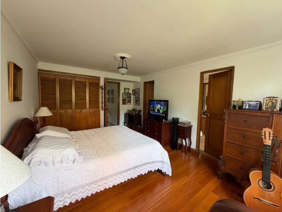 APARTAMENTO EN VENTA EL POBLADO LA TOMATERA — foto 3