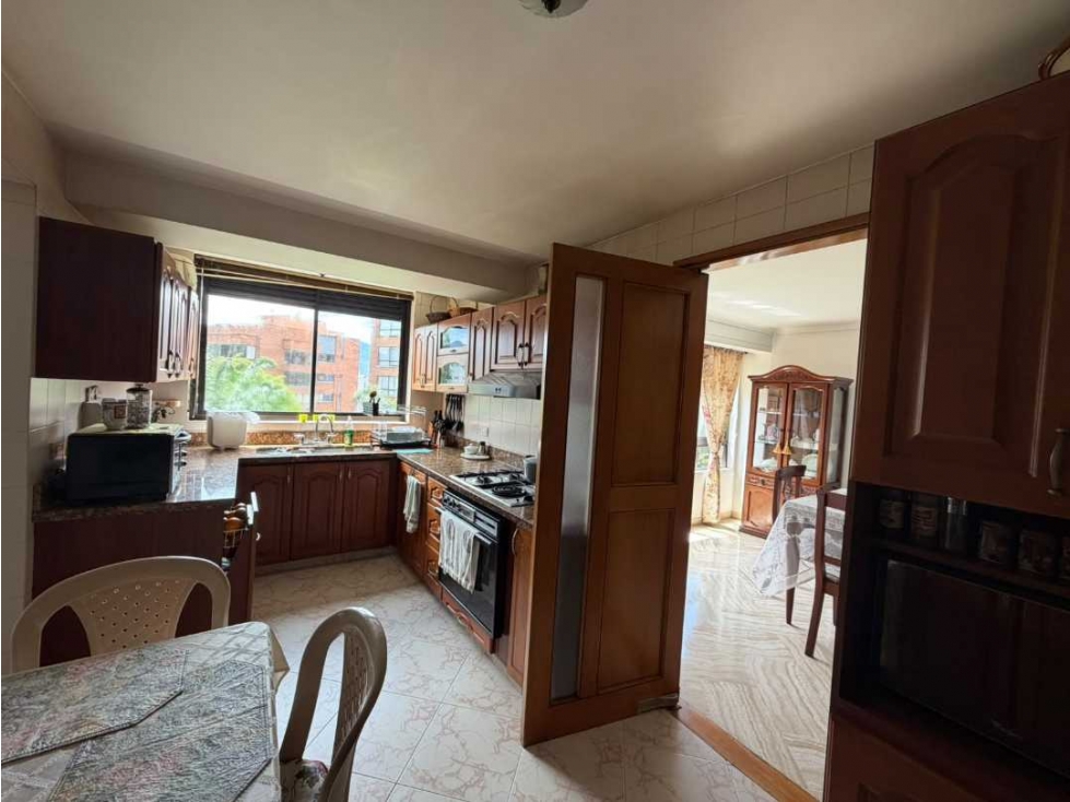 APARTAMENTO EN VENTA EL POBLADO LA TOMATERA — foto 5