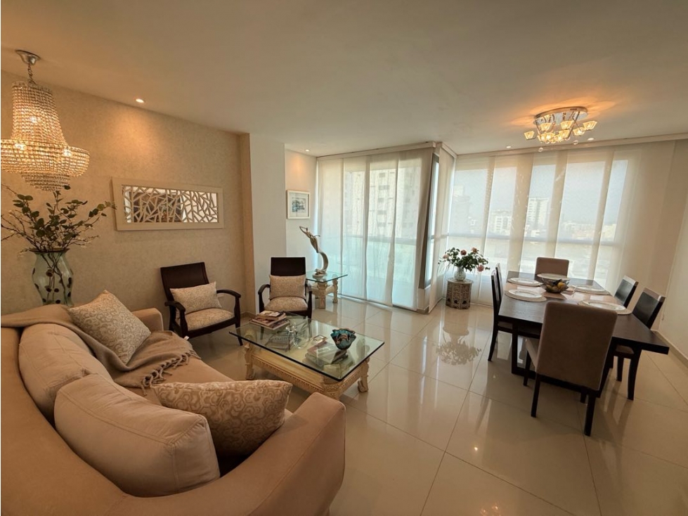 Apartamento en venta en Altos de Riomar