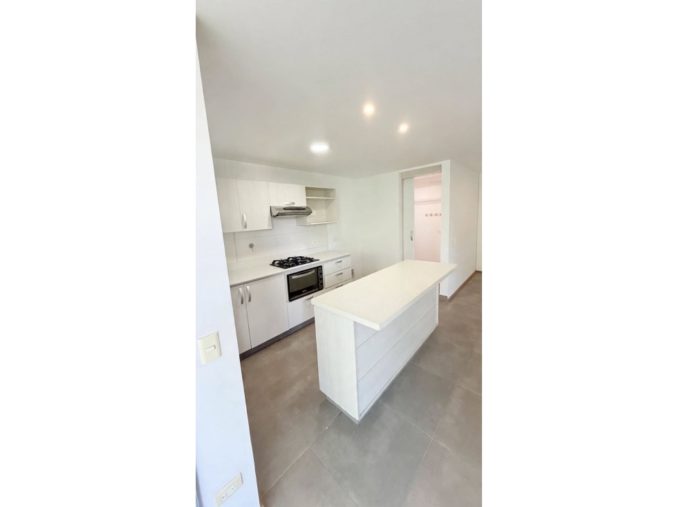 APARTAMENTO EN VENTA EN AMARELLO CON TERRAZA Y PÉRGOLA | 2 HABITACION — foto 2